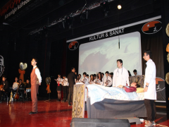 Evrensel Kolej